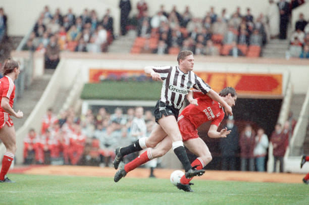 他屡次代表 他屡次代表